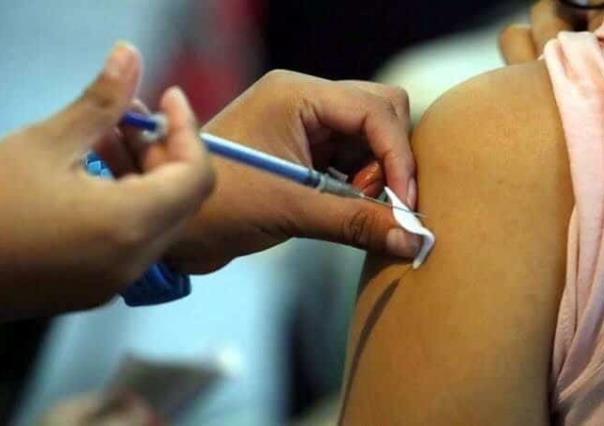 Aplican segunda dosis contra COVID-19 a grupo de 18 a 29 en Tampico