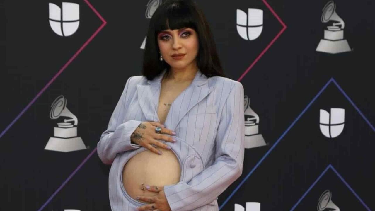 Mon Laferte ¡ya es mamá!