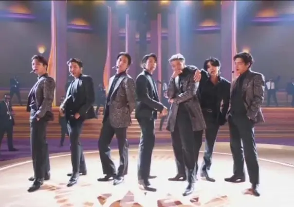 Cautiva BTS con su actuación en los Premios Grammy