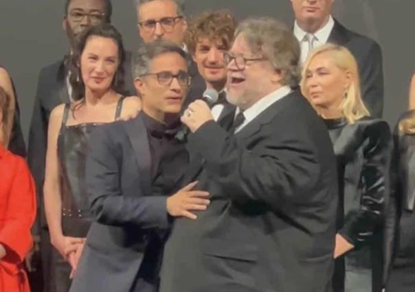 No cantan mal las rancheras Gael y Del Toro en Cannes