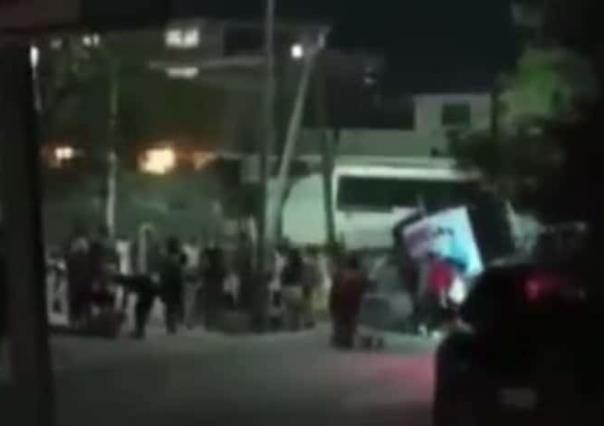 Vecinos ´reubican´ tinaco colectivo en García