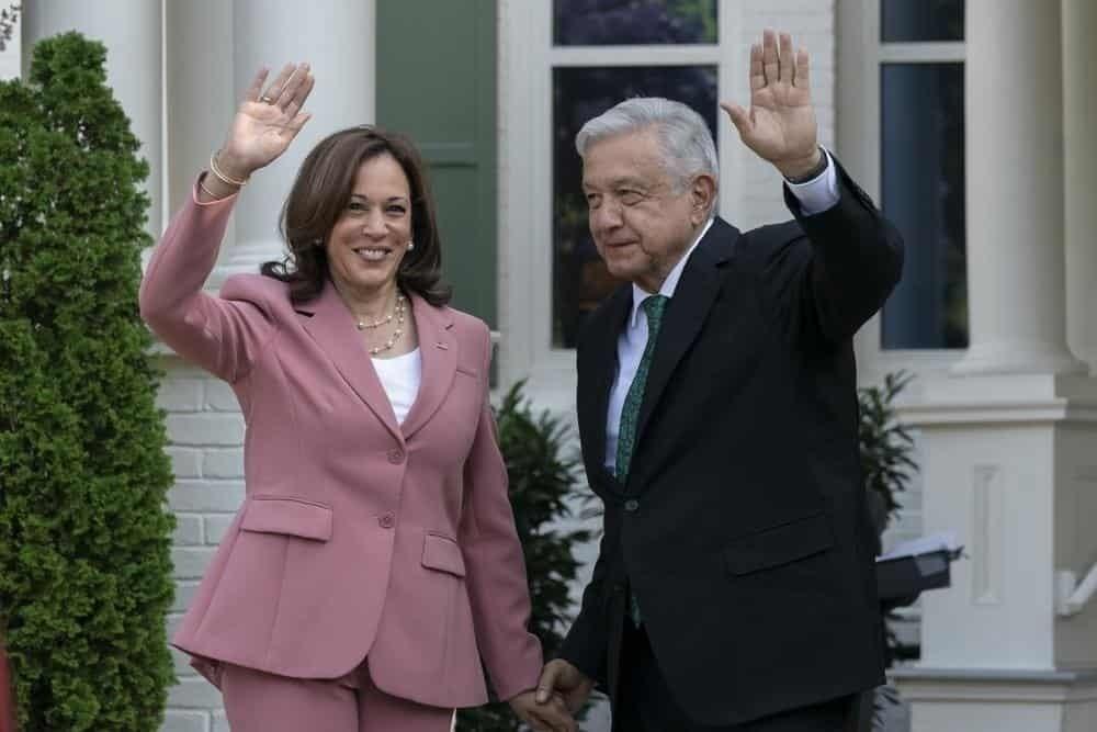 VIDEO: Amigo... Kamala Harris recibió a AMLO en Washington