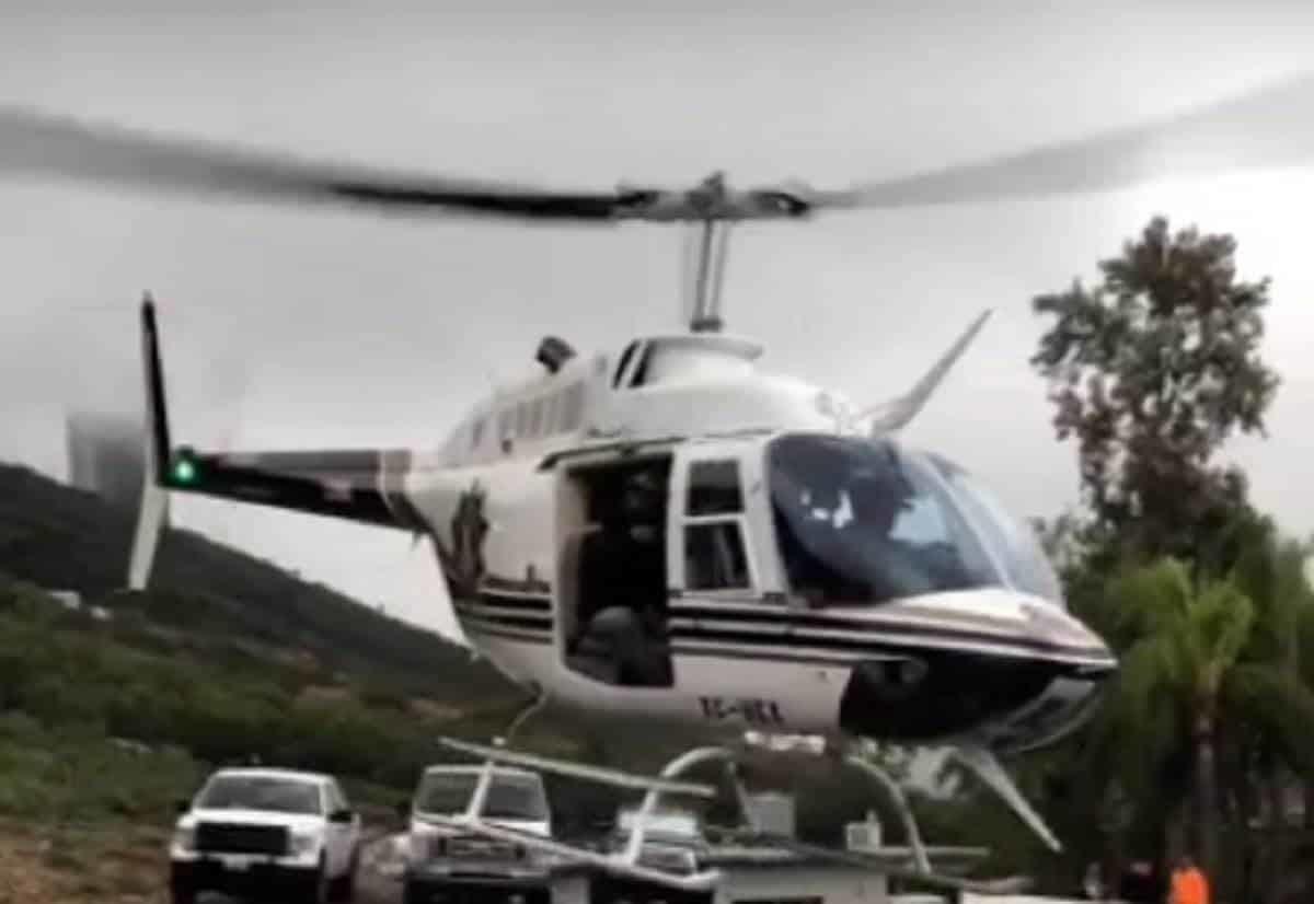 Helicóptero de Protección Civil busca a hombre en río Salinas