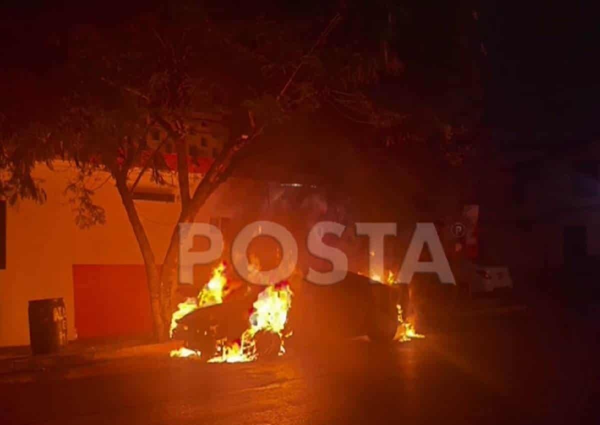 Incendian auto con bomba molotov por boletos falsos de Bad Bunny