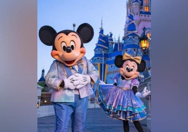 Multimillonario cerró Disney World para vacaciones de sus empleados