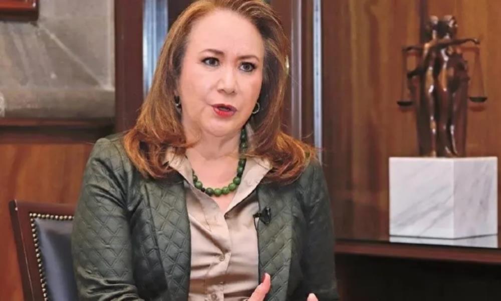 Piden renuncia de la ministra Yasmín Esquivel por plagio de tesis