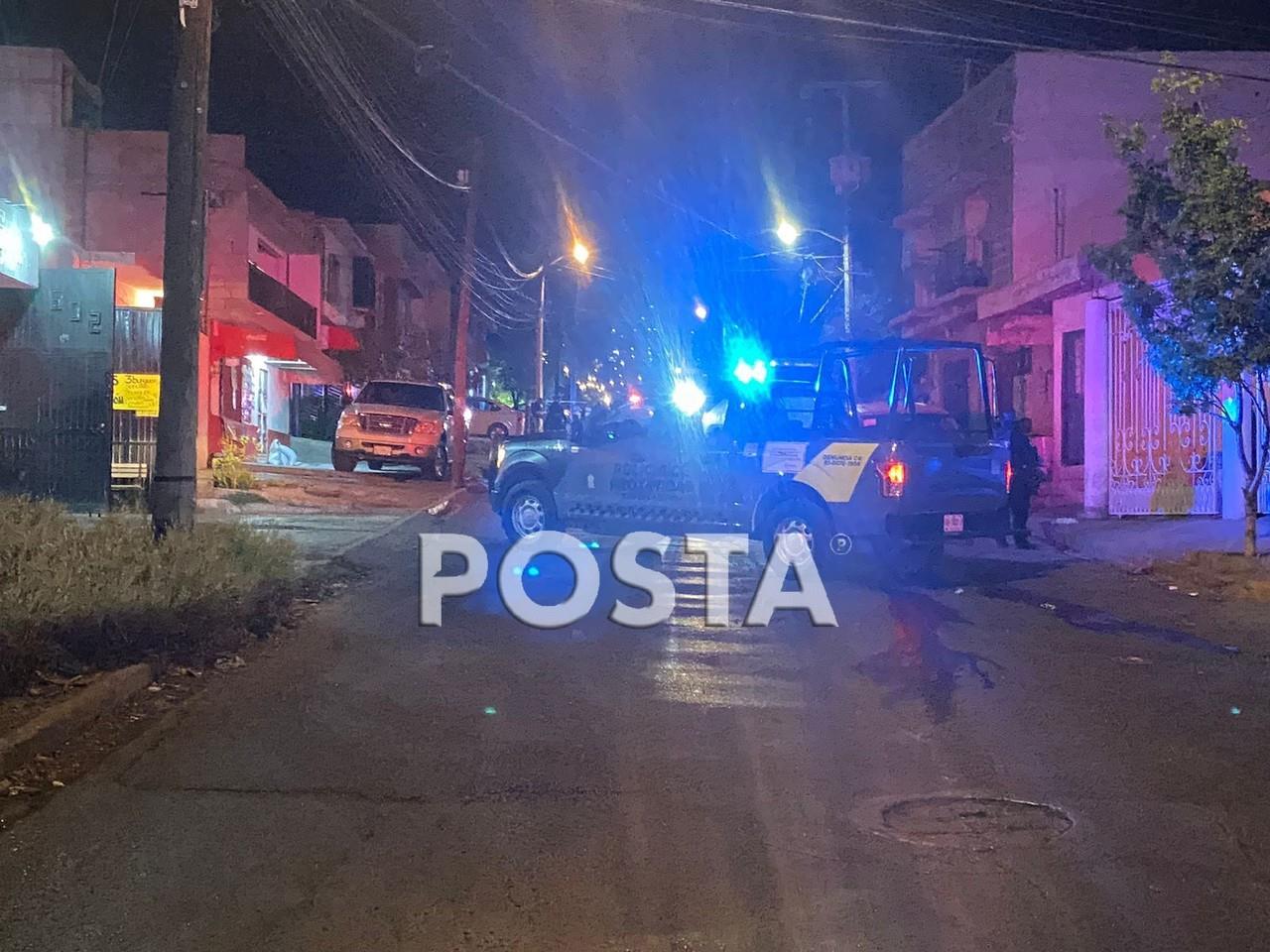 Asesinan a mujer a balazos en Santa Catarina