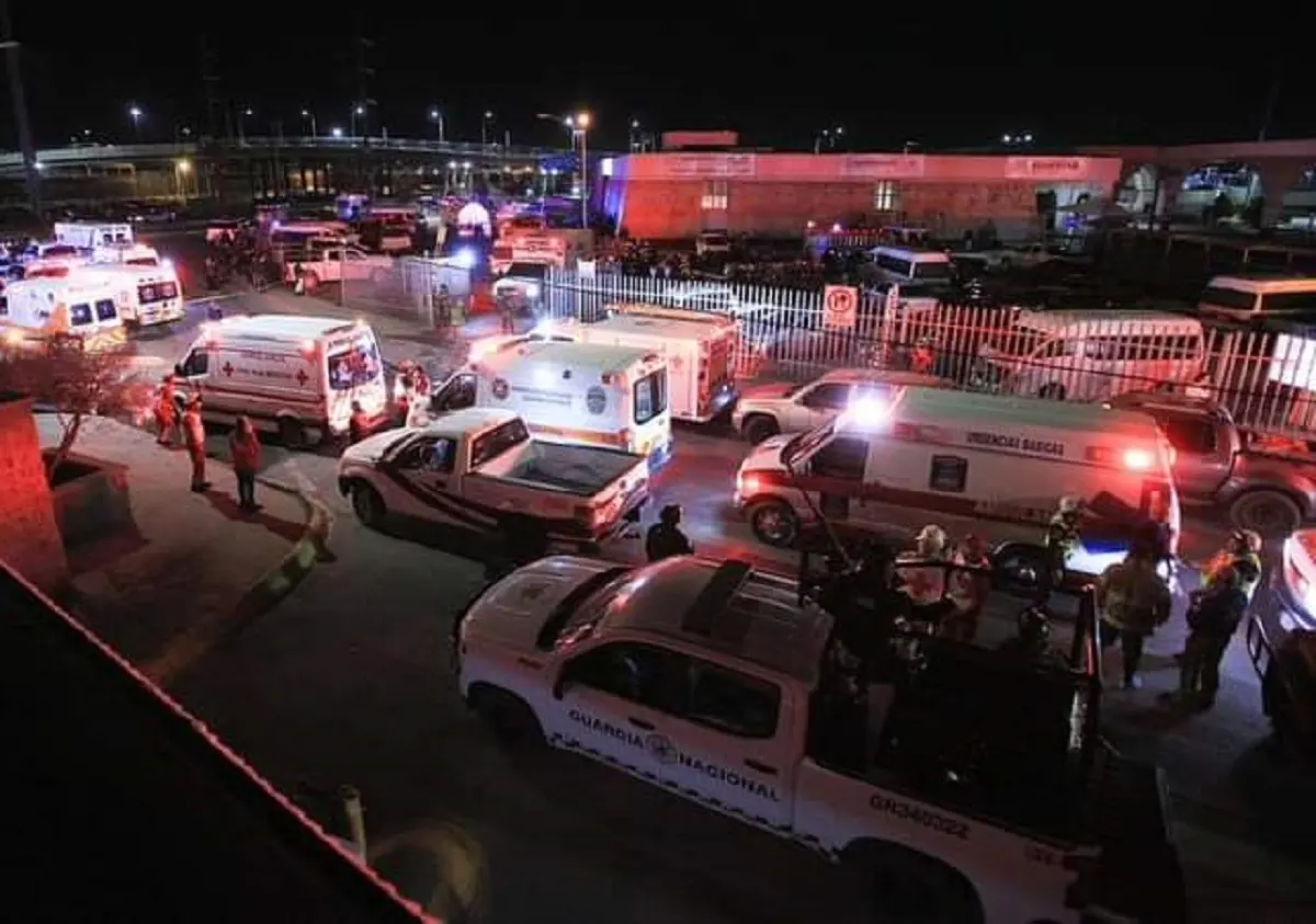 Al menos 39 migrantes murieron tras un incendio en una estación provisional del INM de Ciudad Juárez, Chihuahua. Foto: Especial