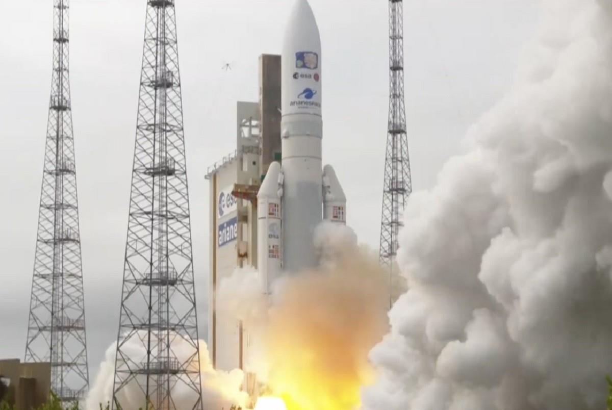 La sonda espacial Juice buscará ambientes para formas de vida extraterrestre en Júpiter.   Foto: Twitter @esa