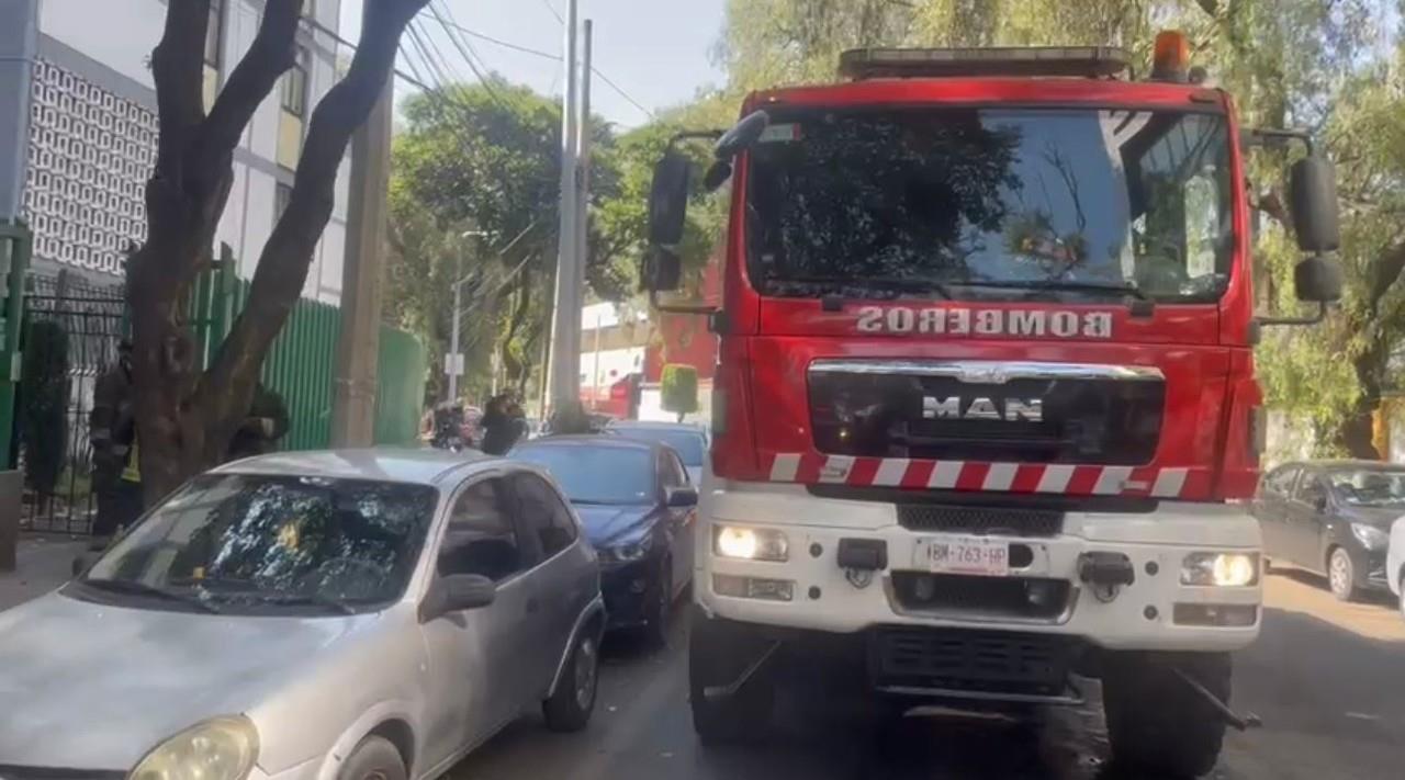 Flamazo de boiler moviliza a servicios de emergencia en Miguel Hidalgo