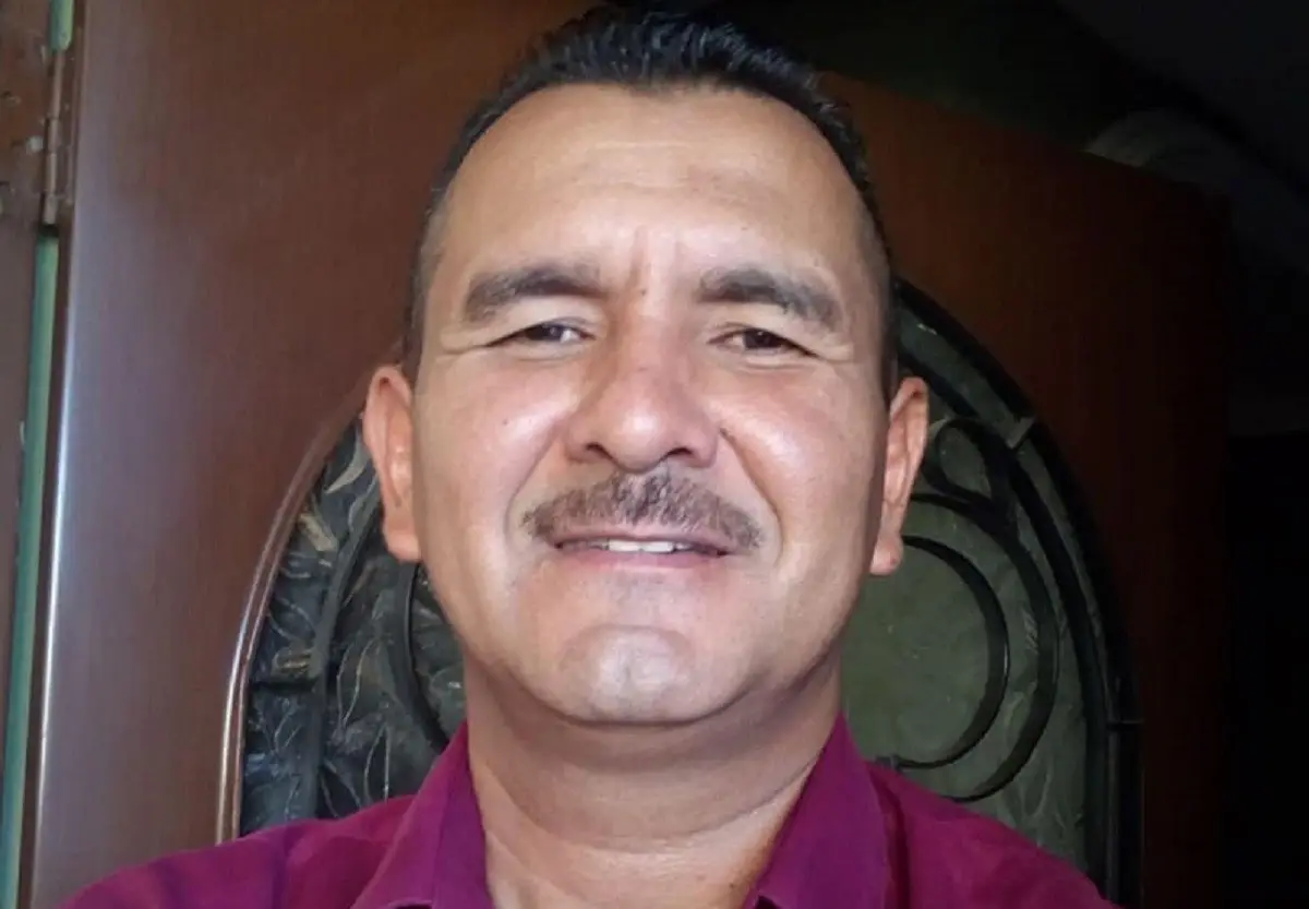 Víctor Hugo Valdez Pico, comandante de la Policía de Cajeme, Sonora, fue acribillado cuando se dirigía a laborar. Foto: Facebook Los Manilargos