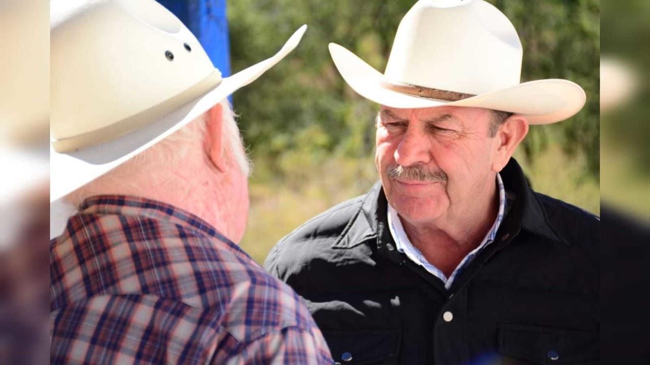 El también presidente de la Comisión de Asuntos Agrícolas y Ganaderos se considerará a la agricultura familiar como al modo de vida y trabajo agrícola practicado por las personas que integran un mismo núcleo familiar. Foto: Cortesía Congreso Durango