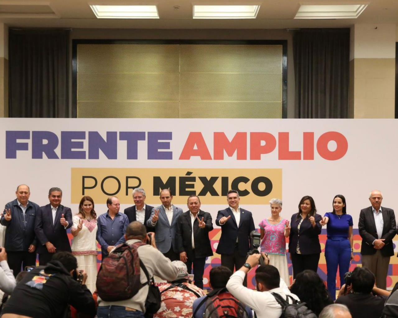 Frente Amplio por México presenta comité organizador para elección interna presidencial. Foto: Miguel Hernández