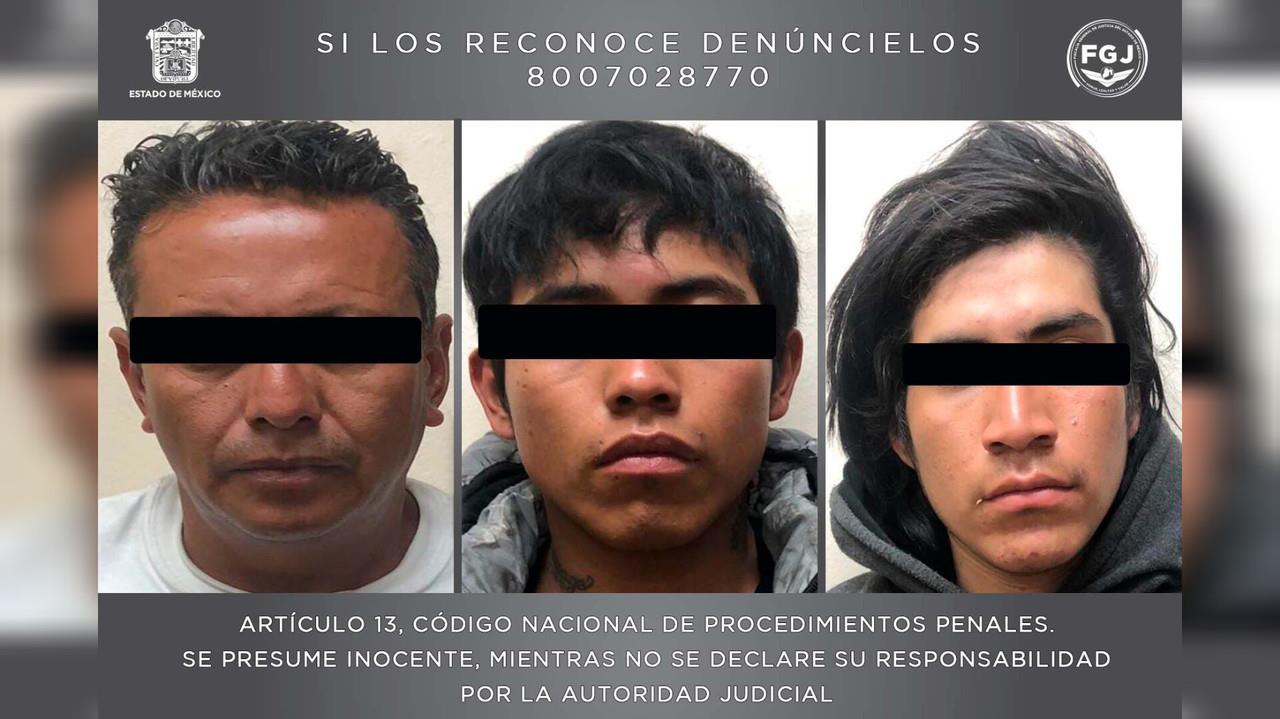 Erik “N”, Alexander “N” y Víctor Fernando “N” fueron vinculados a proceso por robo de vehículo con violencia en Toluca, se dicen integrantes del grupo delictivo Los Chatos. Foto: Cortesía