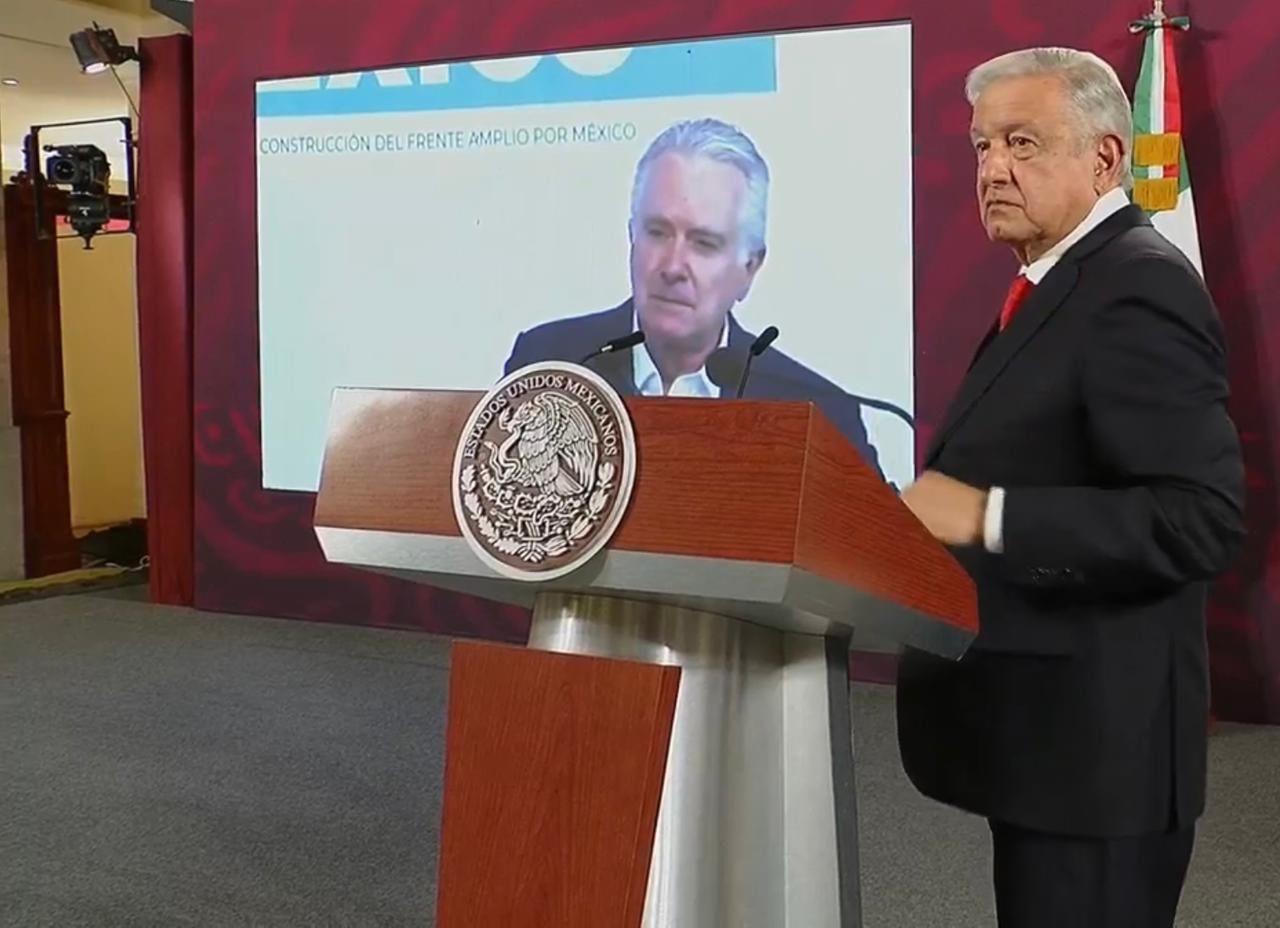 Critica AMLO a Santiago Creel por comentarios en su contra