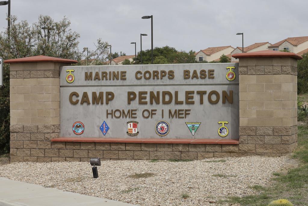 La entrada de Camp Pendleton en in Oceanside, California. Foto tomada el 22 de septiembre de 2015. (Foto AP /Gregory Bull)