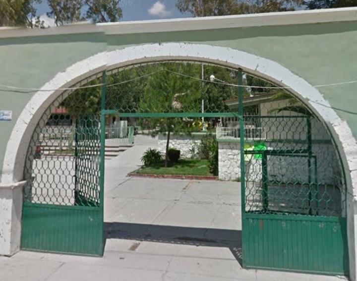 El hallazgo ocasionó pánico no solamente en la escuela, sino en todo el centro de San Felipe; incluso, la escuela fue desalojada para que los elementos de la Fiscalía General del Estado. Foto: Especial.