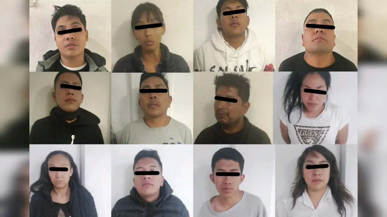 En el primer día de la feria de San Cristóbal en Ecatepec, la policía detuvo a 12 presuntos integrantes de una red de asaltantes, les aseguraron carteras, celulares y dinero en efectivo. Foto: Cortesía