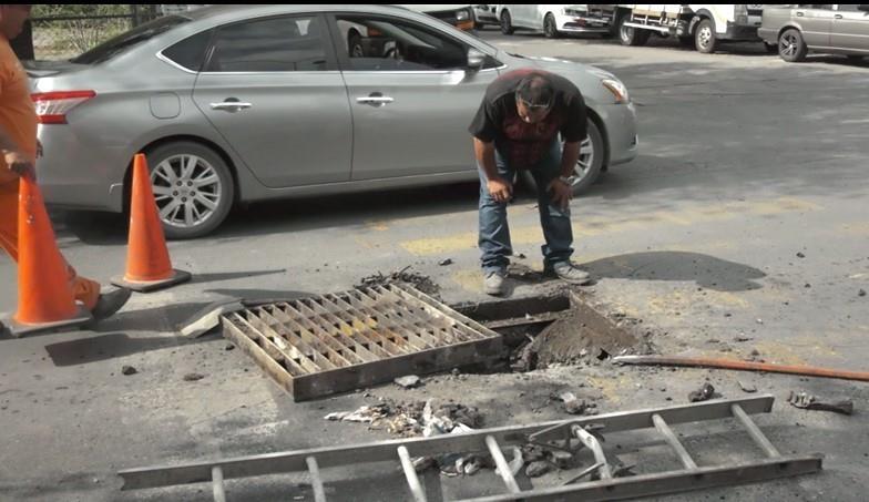 Operativo de limpieza en alcantarillas de Monterrey recolecta 35 toneladas de basura