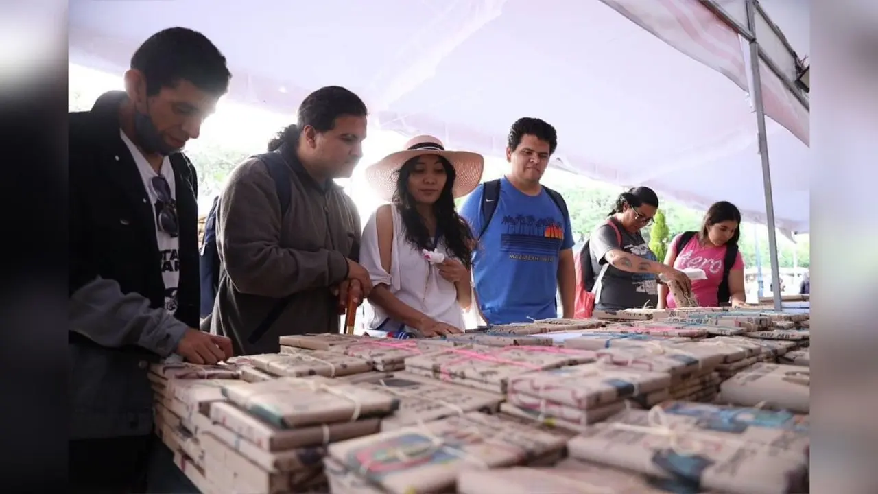 En la Feria Duranguense del Libro participan más de 30 expositores. Foto: Cortesía.