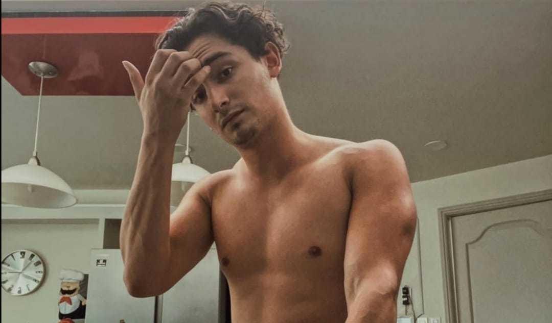 Emilio Osorio ha declarado en más de una ocasión que extraña mucho a su novia, Karol Sevilla. Foto: Instagram