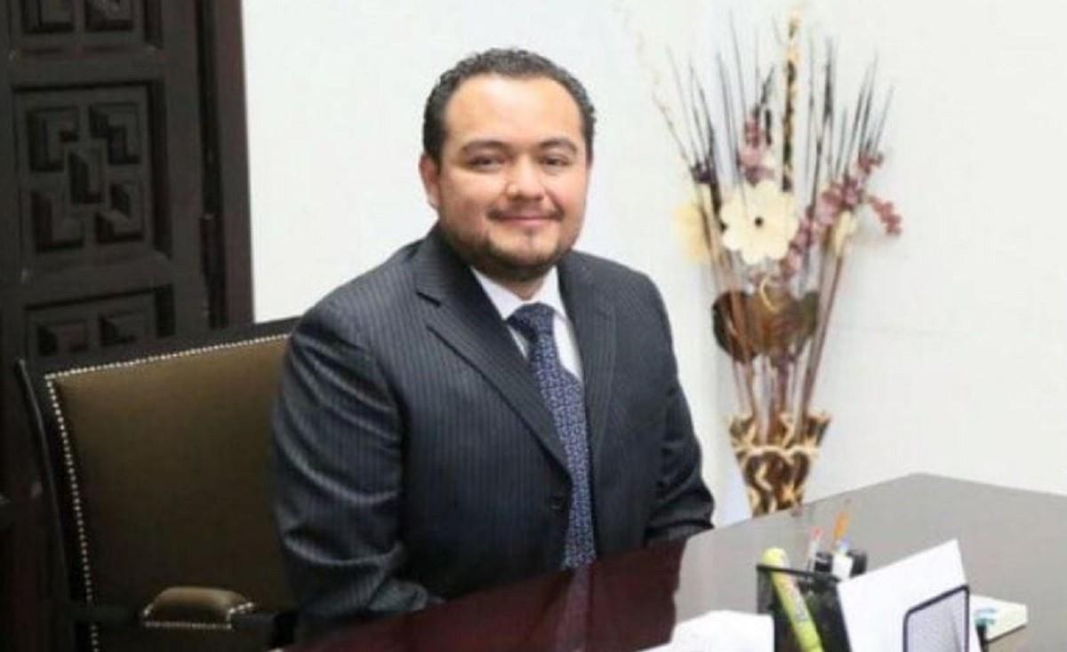 Carlos Andrés Montes Tello, quien se desempeña como Fiscal Regional de la Zona Metropolitana, suplirá la ausencia temporal de Uriel N al frente de la Fiscalía de Morelos. Foto: Facebook Kike Domínguez