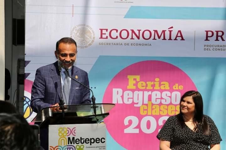 El presidente municipal de Metepec, Fernando Flores, anunció la Feria de Regreso a Clases 2023.