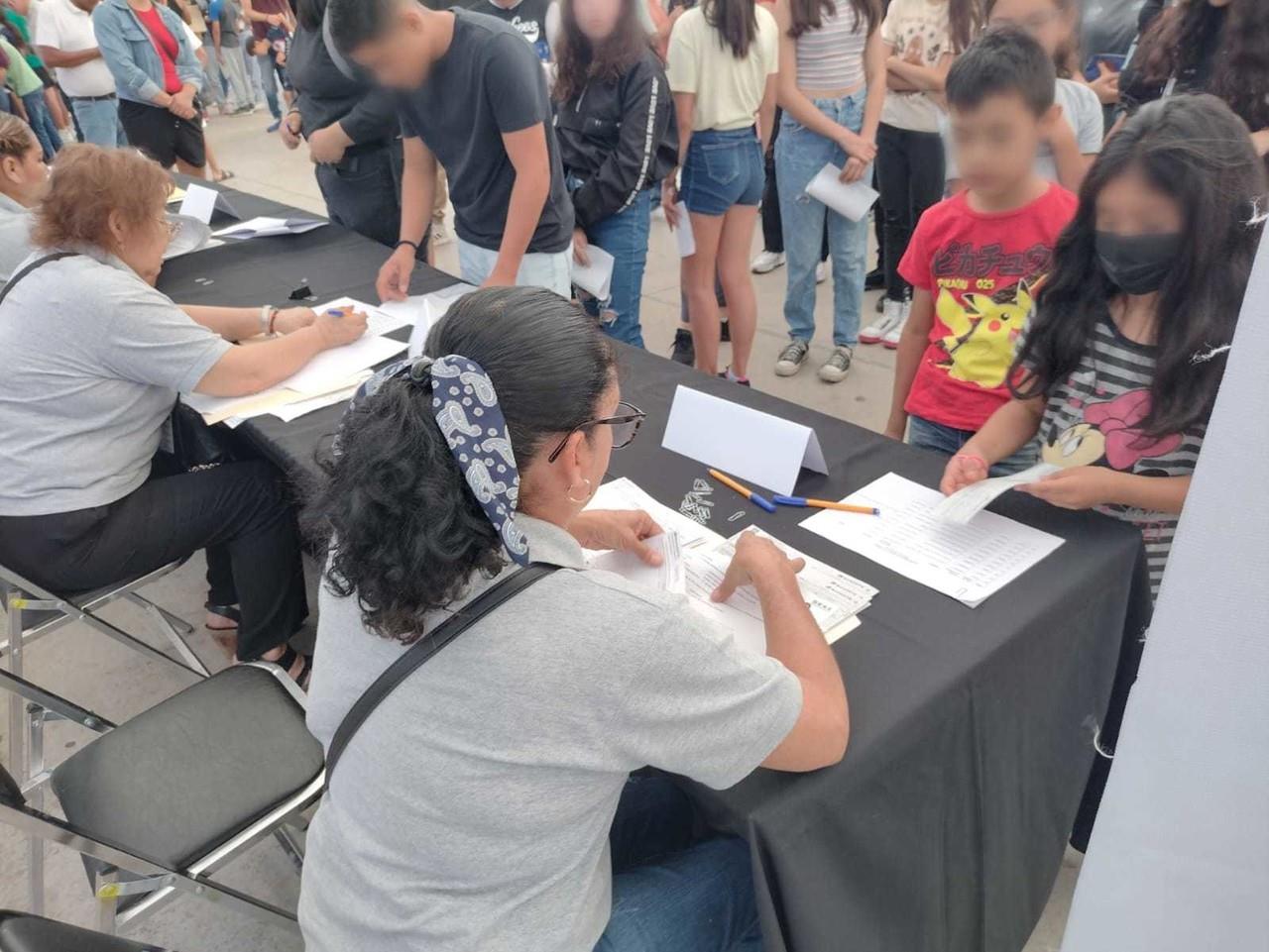 Con el apoyo económico vendrá a beneficiar no solo a los alumnos, sino también a los padres de familia para este regreso a clases. Foto: Cortesía.