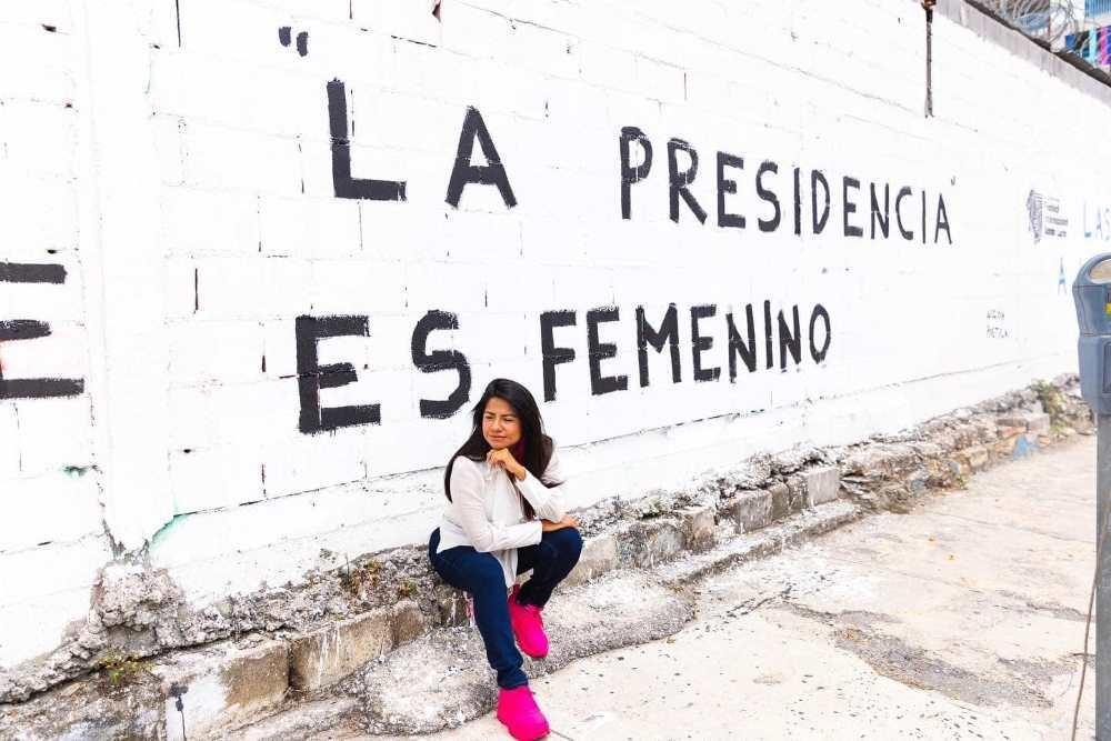 La senadora Indira Kempis se presenta como la tercera vía en una contienda entre mujeres. Foto. Facebook