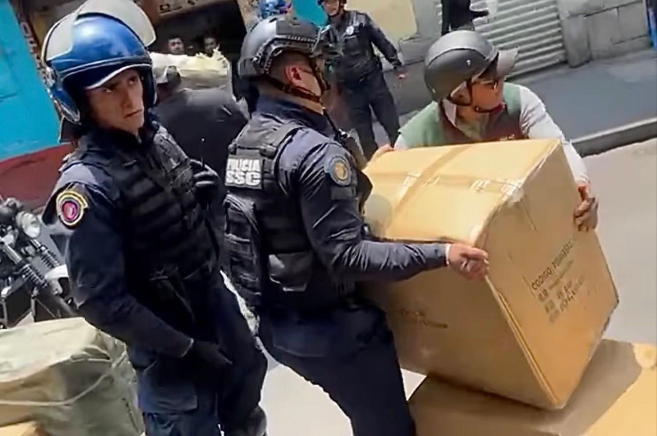 Operativo en el Centro Histórico de la CDMX termina con lesiones. Foto: Captura de pantalla