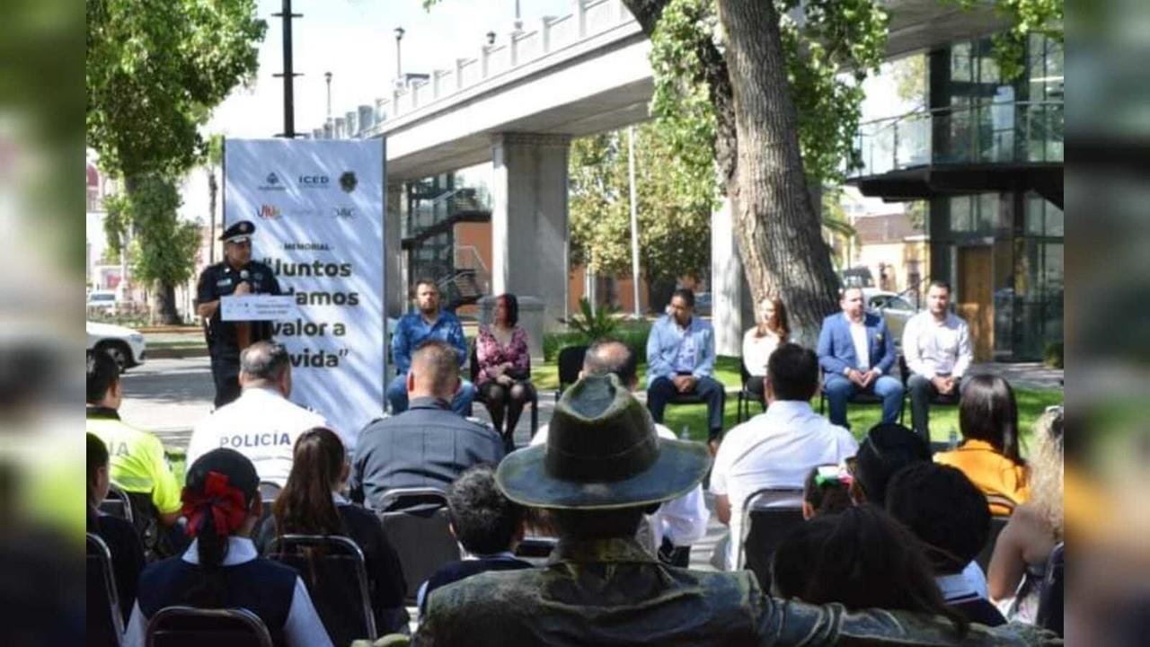 Una exposición que está al acceso de cualquier persona en el corredor Paseo Las Alamedas. Foto: Facebook SSP Durango.