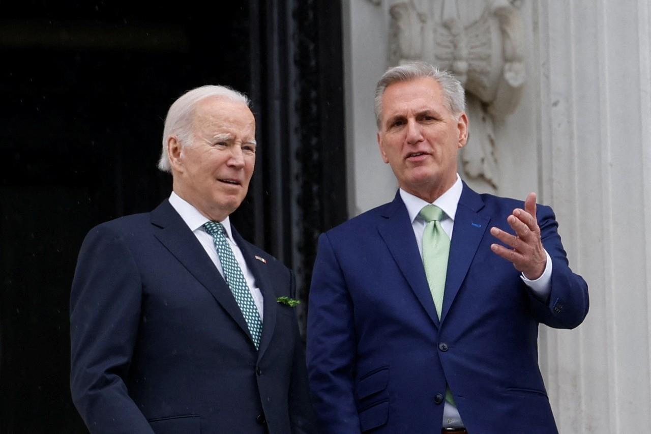 Los republicanos, que ahora controlan estrechamente la Cámara de Representantes, han acusado a Biden de sacar provecho, mientras se desempeñó como vicepresidente de 2009 a 2017. Foto: CNN.