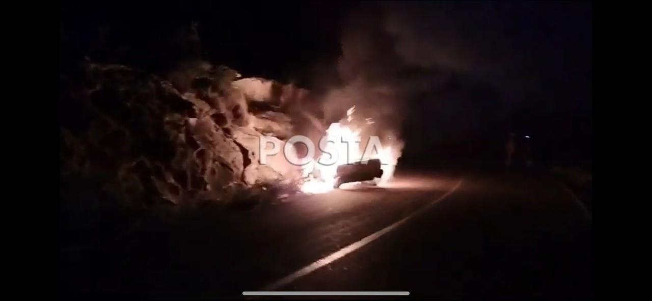 El cuerpo de un hombre fue encontrado en un carro que se incendió en la carretera Los Herrera - Topia. Foto: Especial.