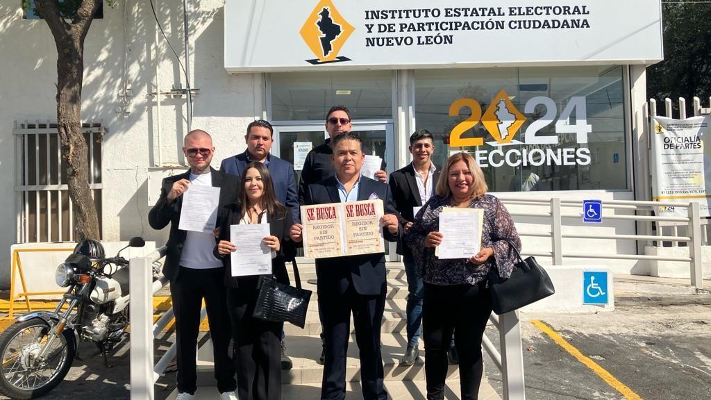 Para el caso de Monterrey, Héctor Briones indicó que requiere juntar cerca de 7 mil firmas, mismas que espera tener listas en el mes de diciembre. Foto: Armando Galicia