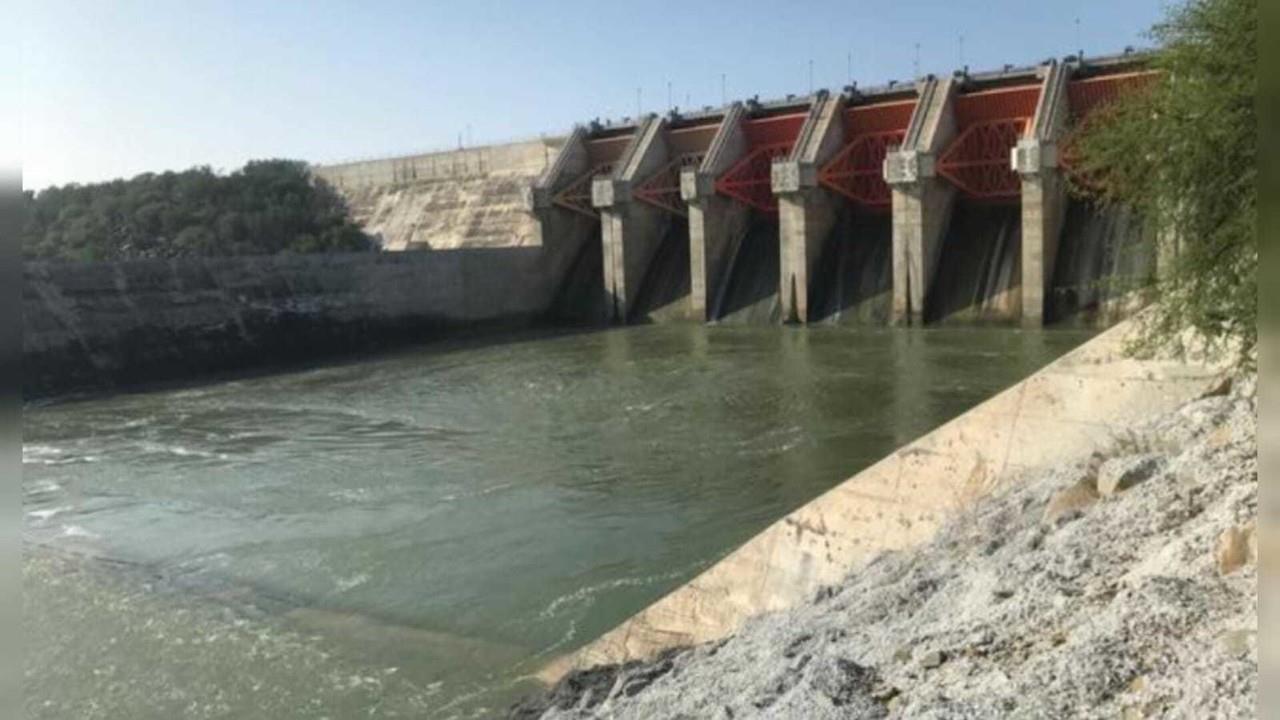 La autoridad federal destaca, que dicha decisión es el resultado de un exhaustivo análisis del funcionamiento de las presas para determinar los volúmenes de agua disponible en los embalses. Foto: Gobierno de México