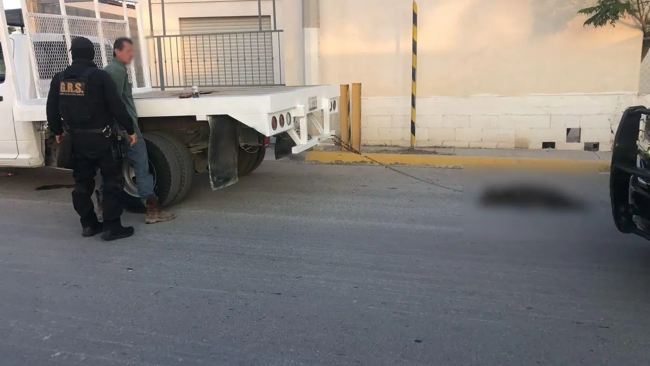 *Suspenden proceso penal contra sujeto que arrastró con su camioneta a perro