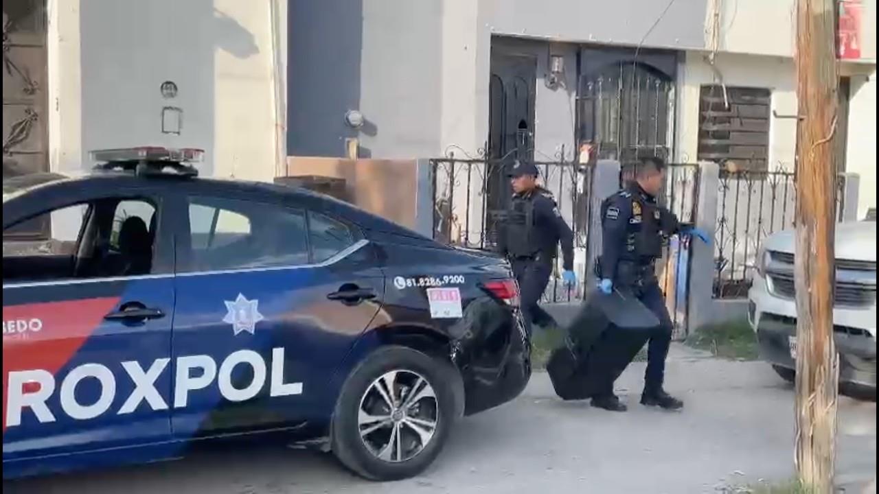 Durante la inspección de la vivienda en compañía del afectado, se encontró un amplificador que este identificó como uno de los objetos robados. Foto: Policía Escobedo.