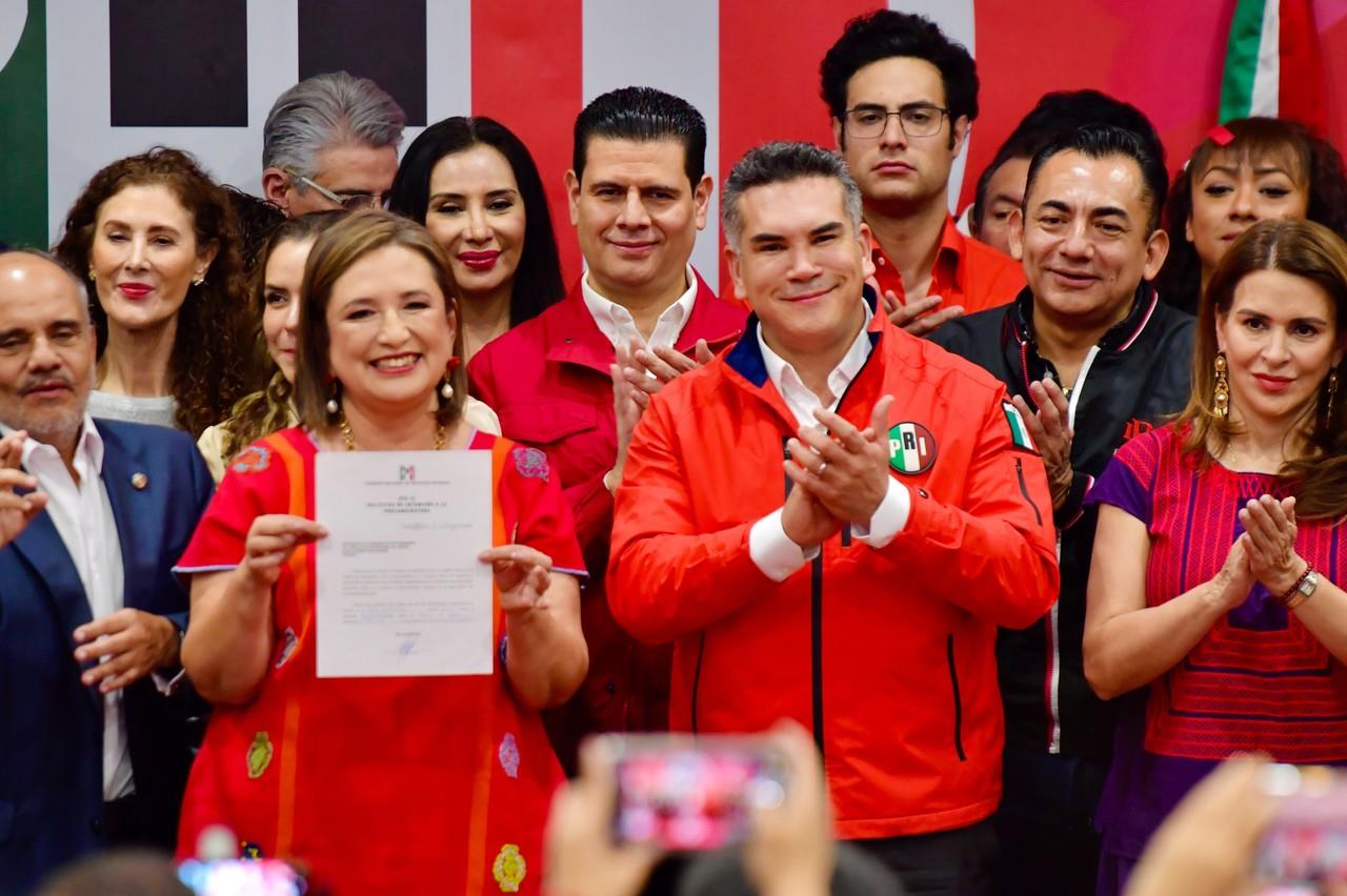 Xóchitl Gálvez registra su candidatura presidencial en el PRI para 2024. Foto: @XochitlGalvez