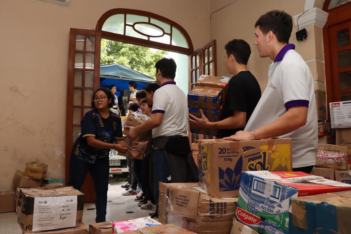 El Voluntariado de la Uady informó que recolectaron 14 toneladas de productos para los afectados por Otis