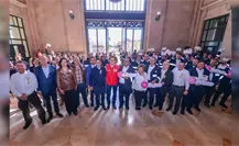 Trabajadores del Servicio Postal agradecen al gobernador Esteban Villegas Trabajadores del Servicio Postal agradecen al gobernador Esteban Villegas