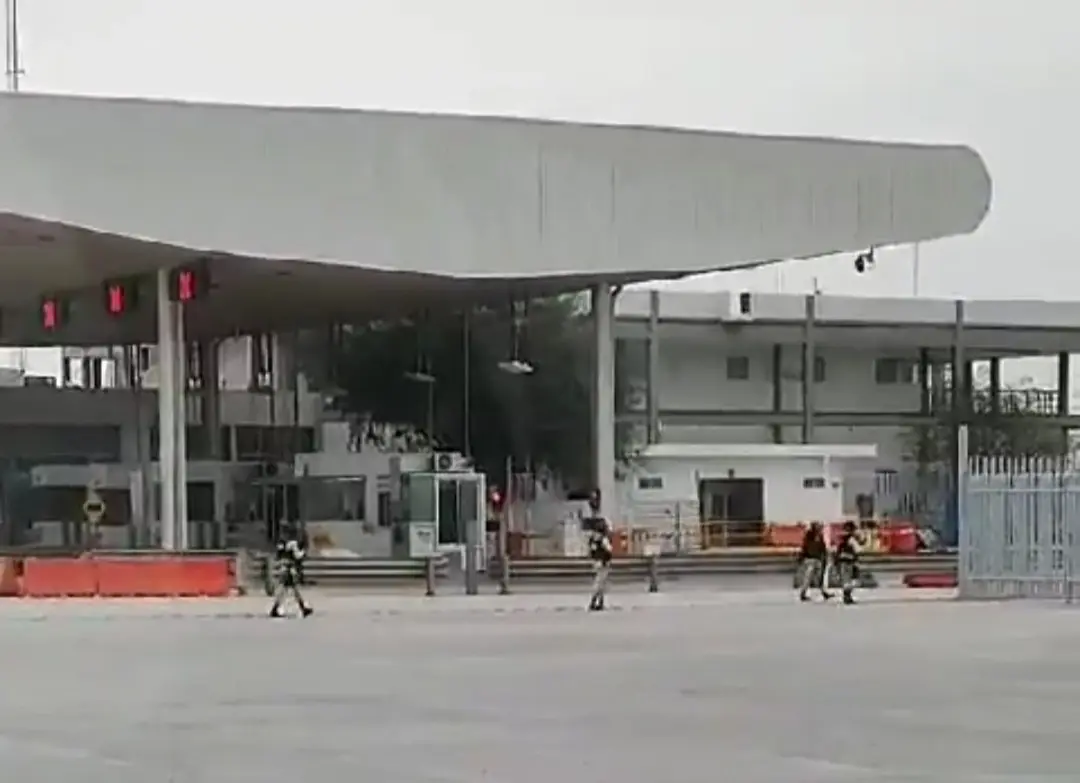 Elementos de la Guardia Nacional acuden al Puente Reynosa- Pharr al escuchar el enfrentamiento. Foto: Redes Sociales