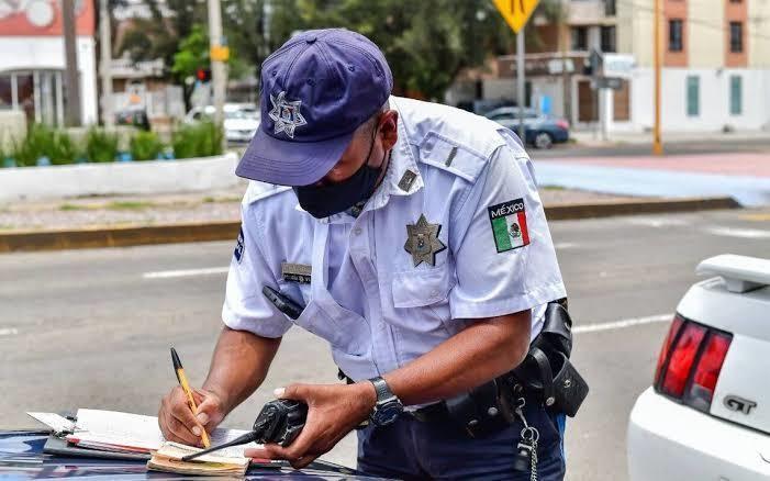 Más de 80 por ciento de las y los mexiquenses perciben que agentes de seguridad y tránsito son de los más corruptos. Imagen: RRSS.