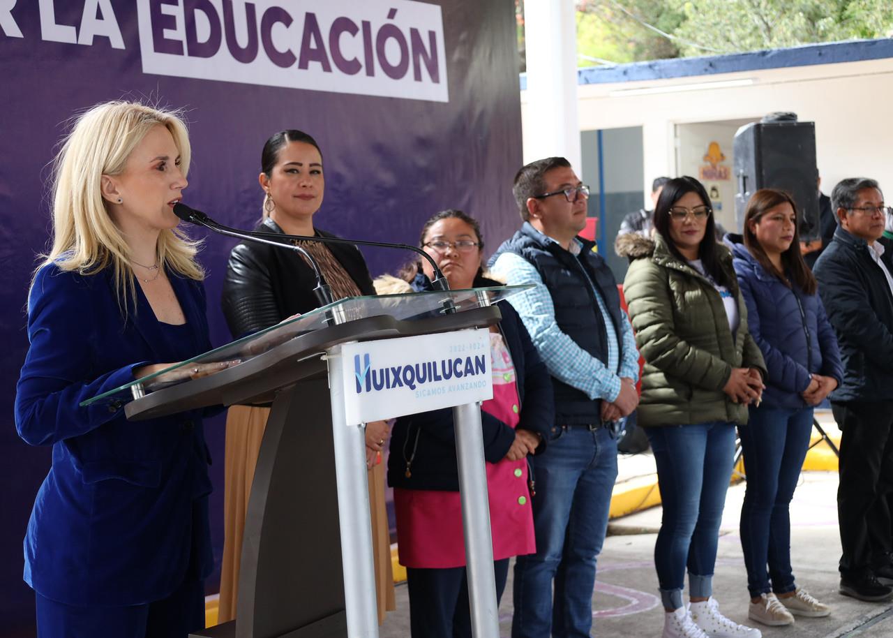 Continúa programa “Acción por la Educación”. Imagen: Gob. de Huixquilucan.