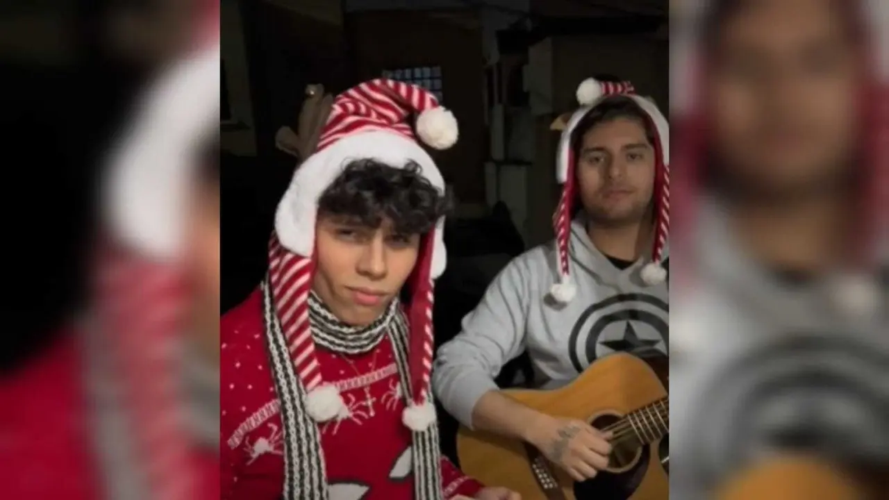 Los villancicos bélicos, un nuevo ritmo para interpretar los temas navideños. Foto: TikTok Efecto SR