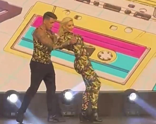 La pareja se quedó fuera del reality de baile Foto: Captura de video