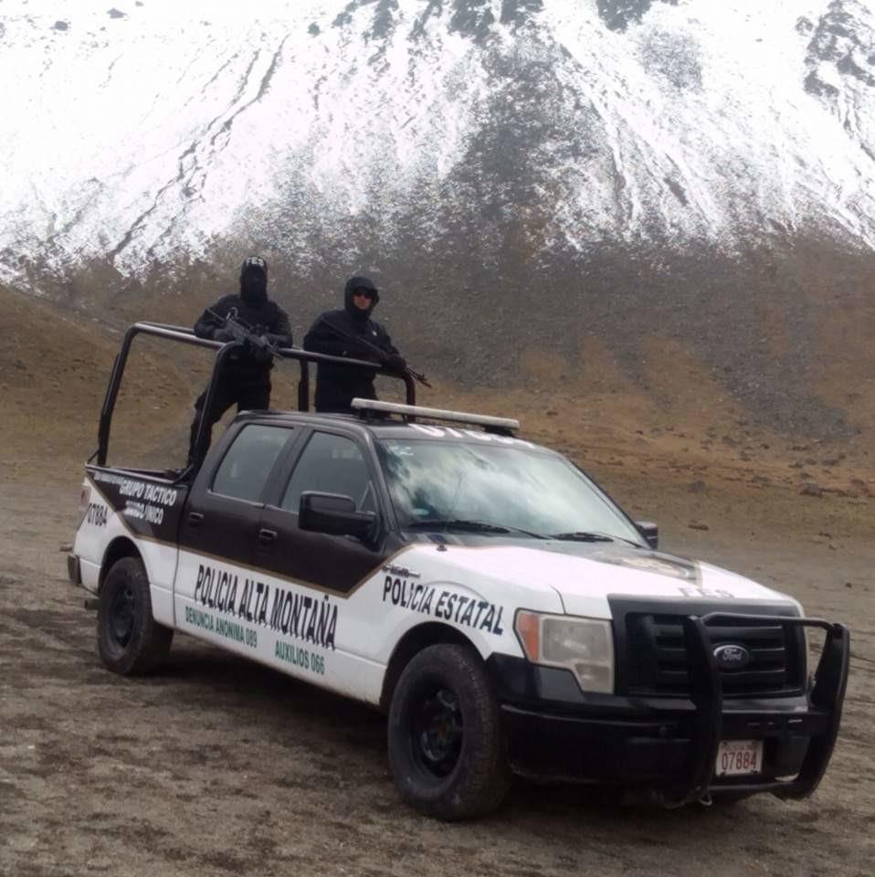 Auxilian a mujer lesionada en el volcán Iztaccíhuatl. Foto: RRSS