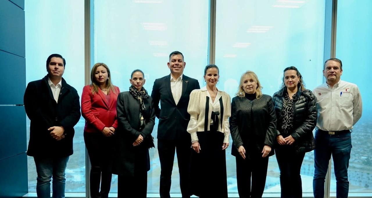 Líderes empresariales en reunión con la secretaria de Economía Ninfa Cantú Deándar. Foto: Gobierno de Tamaulipas