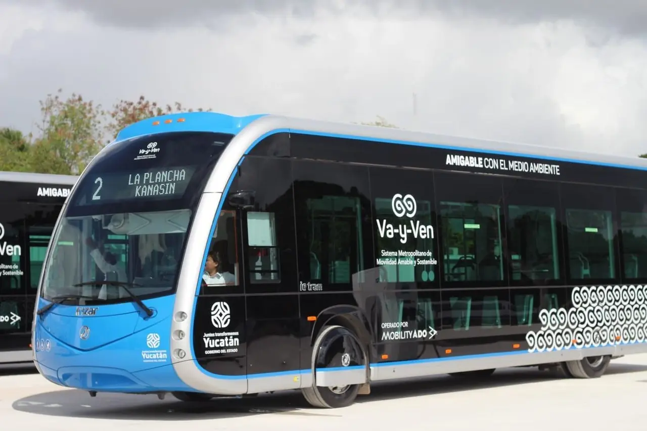 Inauguración de la nueva ruta del IE-TRAM, Mérida - Kanasín. Foto: Omar Xool Montelongo