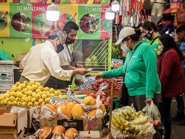 En números positivos cierra la papa en 16 pesos, además del chile serrano en 16 y el jalapeño en 20 pesos por kilo. Foto: MXPolítico.