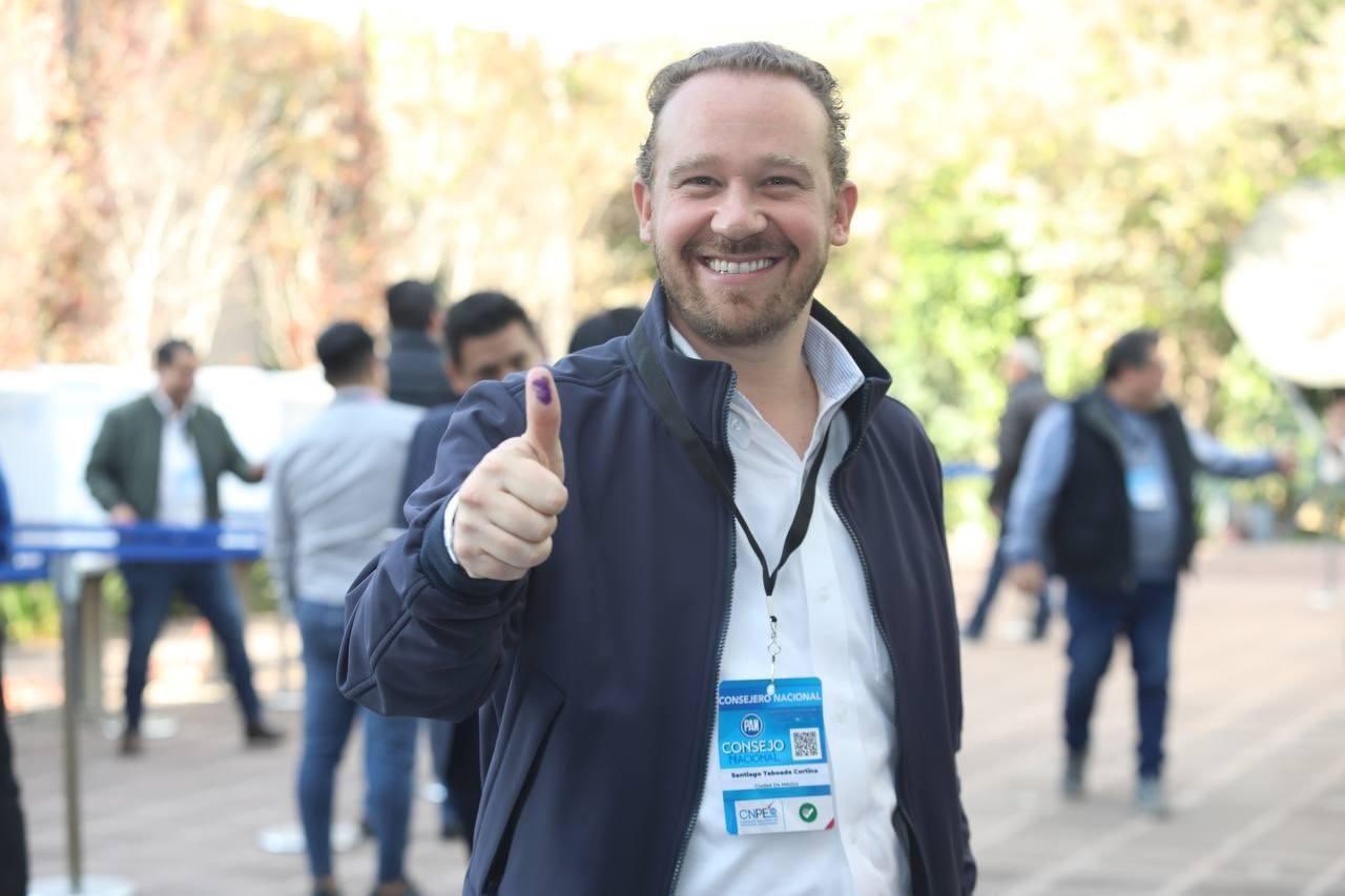 El alcalde de Santiago, David de la Peña Marroquín realizó la primera audiencia ciudadana del año Juntos Resolvemos. Foto. Cortesía